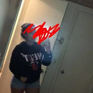 Meet your Posher, Melany